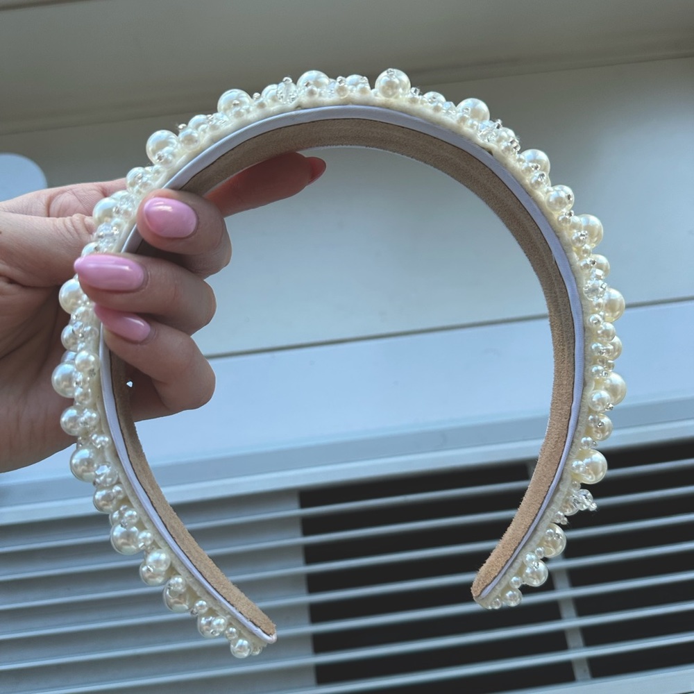 Bridal pearl headband